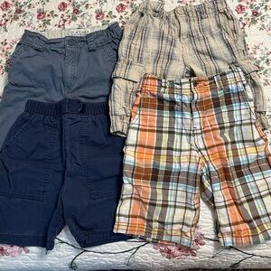 Boys lot of shorts, size 5 and 6, 4 pair.  Lot 07282